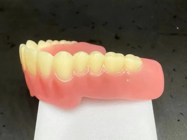 3D Systems 宣布數(shù)字牙科領(lǐng)域的重大里程碑：新的經(jīng) FDA 批準(zhǔn)的義齒解決方案全面商業(yè)化發(fā)布